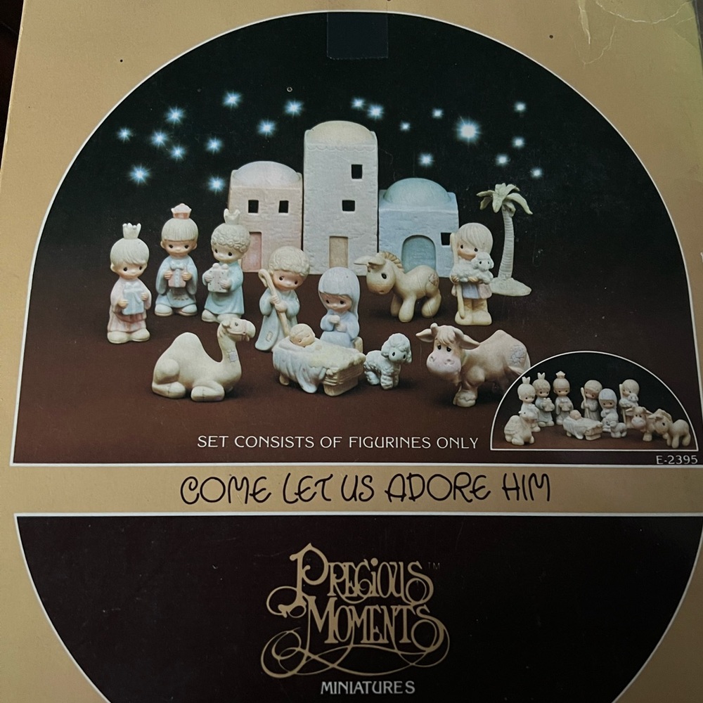 Precious Moments (Miniatures) Nativity Scene
